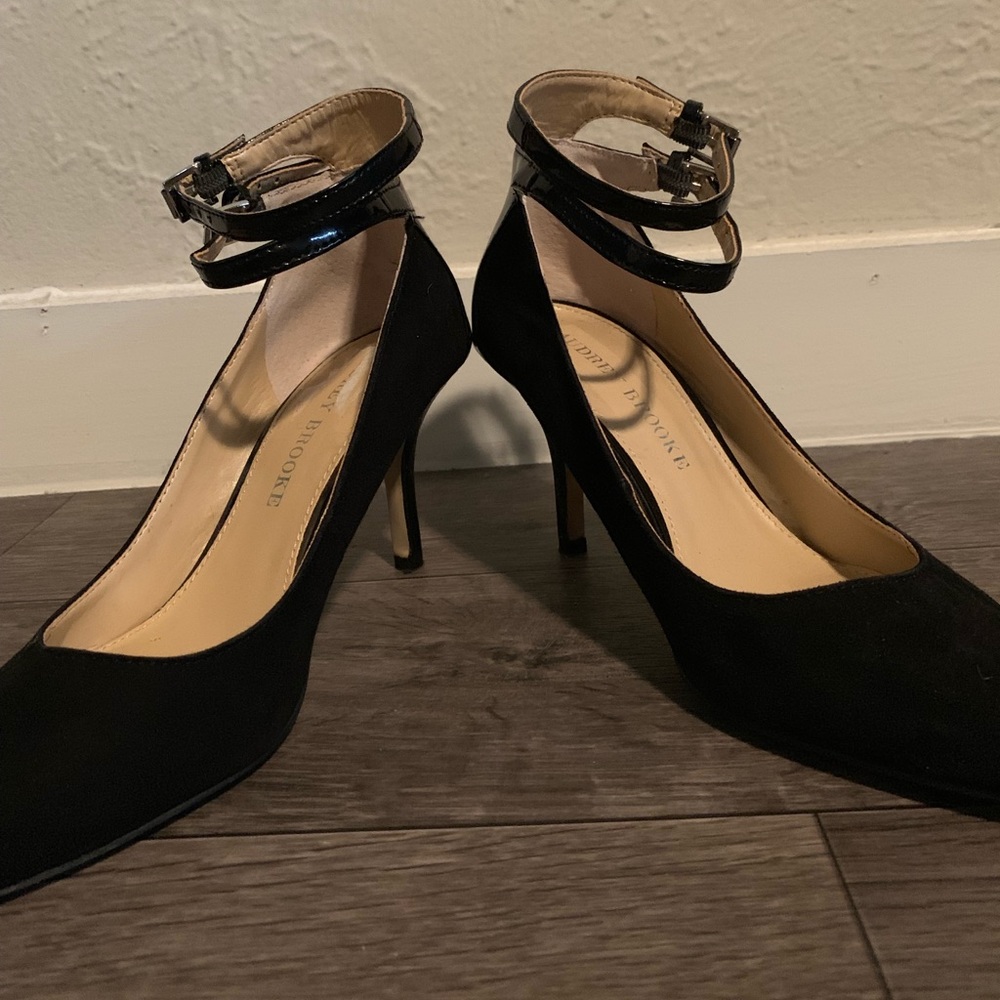 Audrey Brooks Back Heel